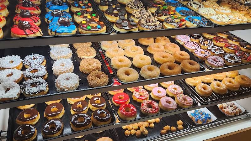 Donut Hut & Grub
