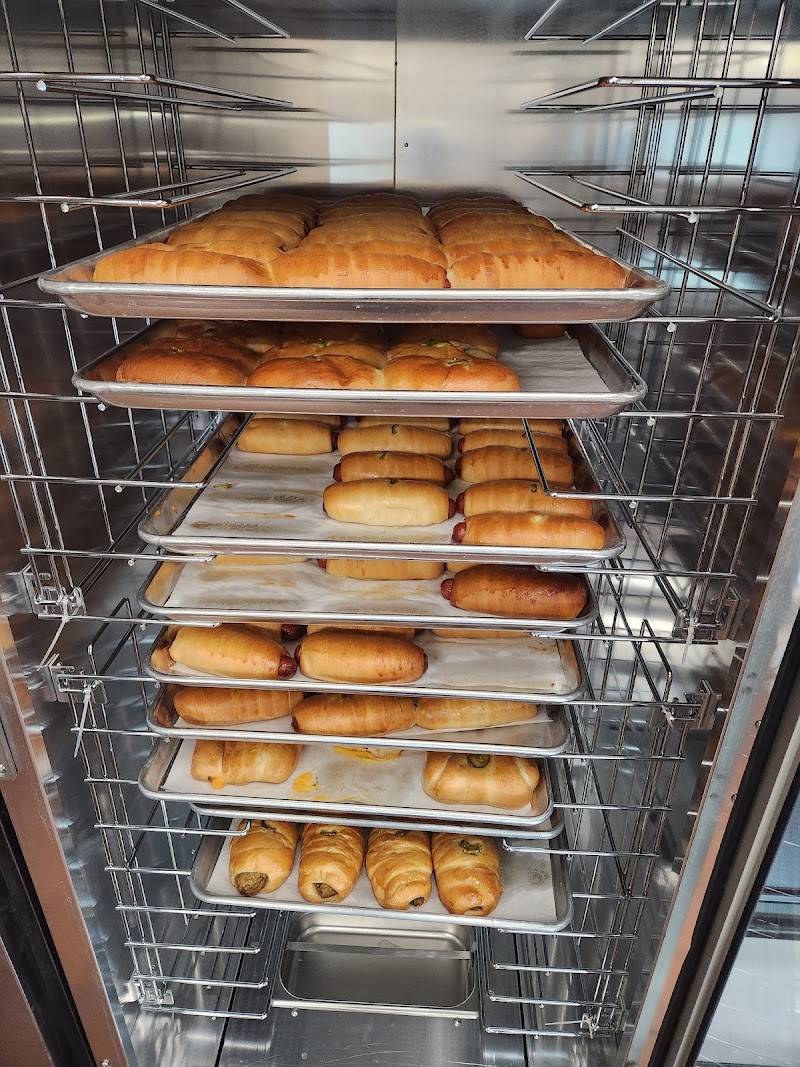 Donut Hut & Grub